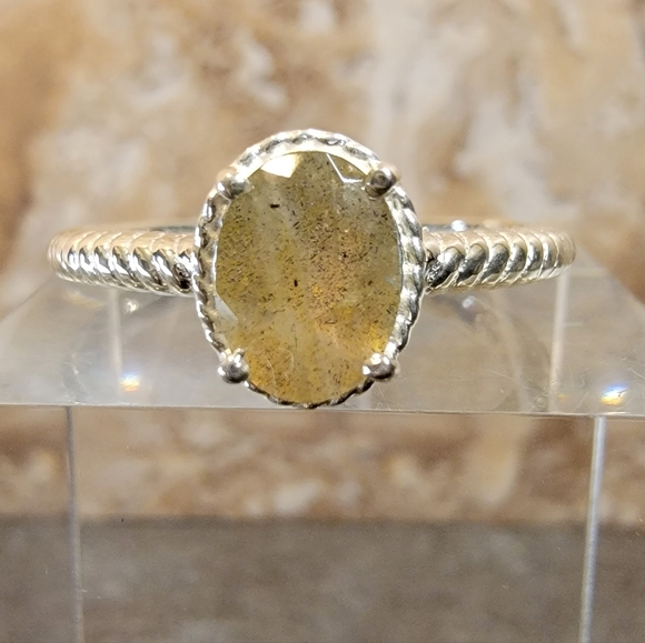 Vintage Jewelry - Native Labradorite Stone Dainty Boho Ring 9 Sterling Silver 925 Raw Gemstone